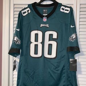 It doesn’t fit me and I won it!